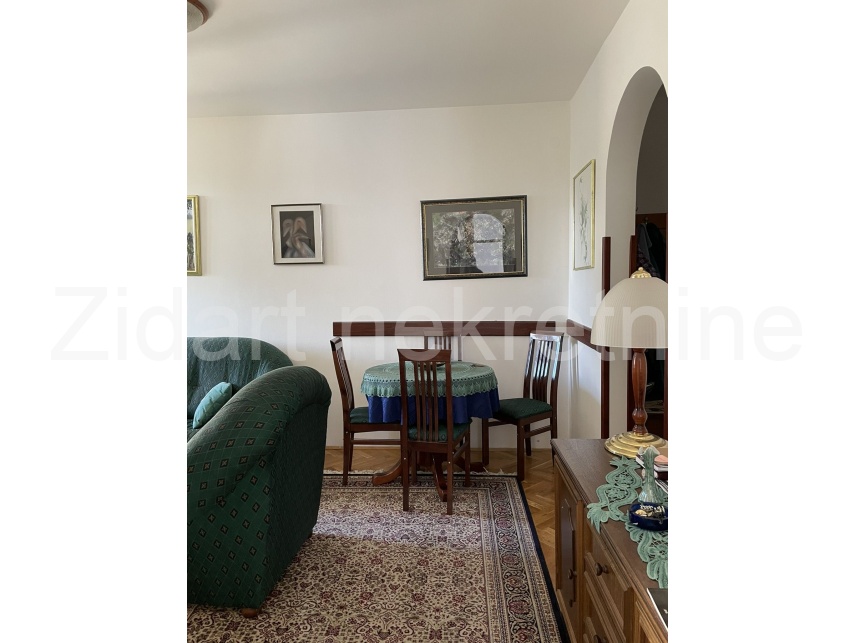 Квартира, 645 м², 100 000$ — FAKTOR